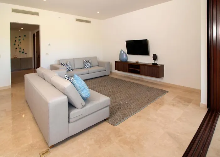 Aparthotel Bohari Palmilla 4*